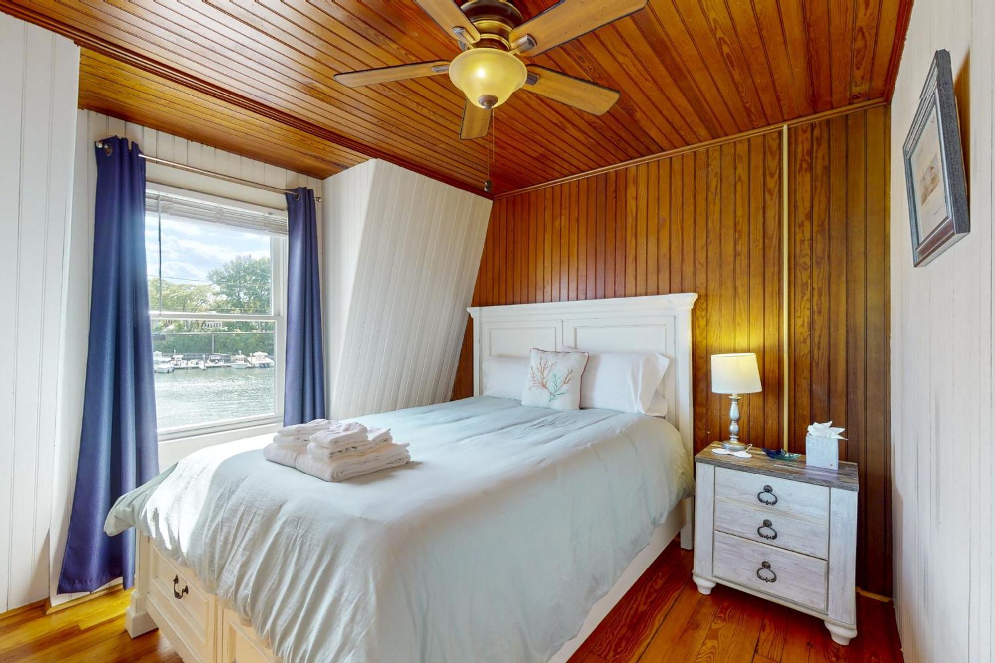 Waterside Beach House Villa Уеърхам Екстериор снимка